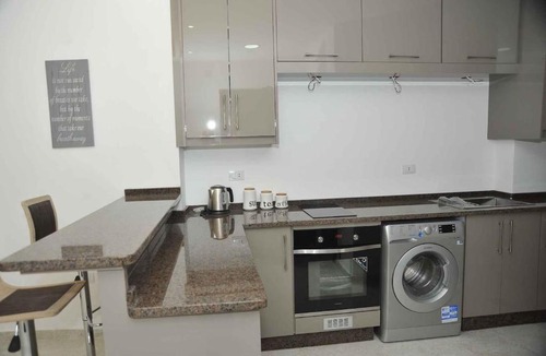 Al Abdali Apartment | Amazing one Bedroom Apartment in Amman Elwebdah 6