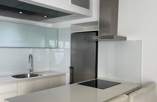 Bat Yam Apartment | Amazing suite on the sea-סוויטה מדהימה על הים
