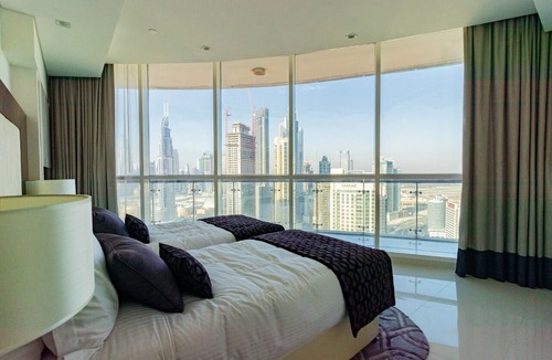 Downtown Dubai Apartment | Amazing Two Bedroom at Damac Distinction 3804