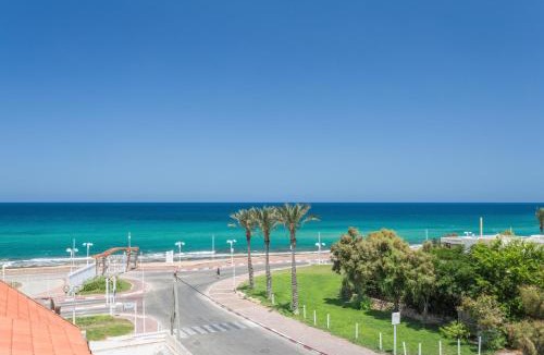 Nahariya Hotel | Amigo Hotel On The Beach - With Shelter