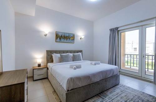 Dubai Villa | Ample 5 Bedroom +Maid's Room Villa w/Private Pool