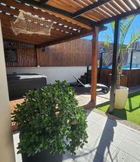 Isfiya House | Amy's paradis גן העדן של איימי