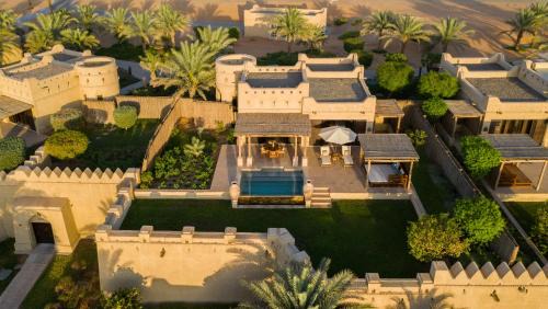 Mahdar Bin Usayyan Resort | Anantara Qasr al Sarab Desert Resort