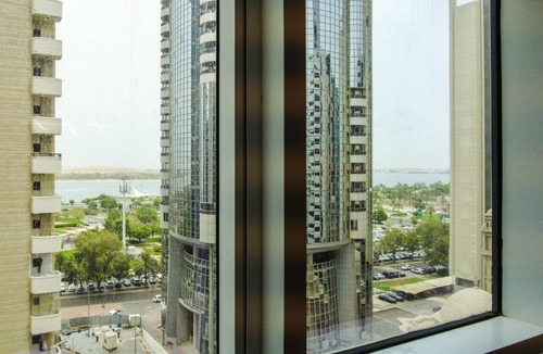 Al Danah Apartment | Apartment 2BD,Royal Home , Deluxe, Beach View, Abu Dhabi