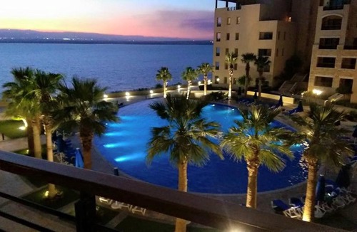 Sweimeh Apartment | Apartment Samarah Resort D44 at DeadSea, Sea & Pool view-Families & couples only