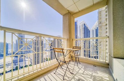Downtown Dubai Villa | Apartment Taif - One Bedroom Villa, Sleeps 3