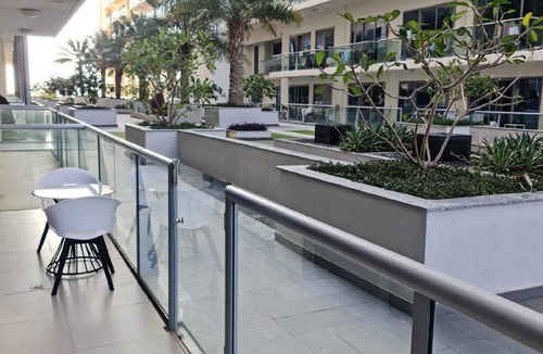 Ras Al Khaimah Apartment | Apartment with hot tub