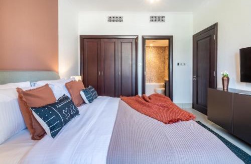 Downtown Dubai Apartment | Apartments in Dubai, United Arab Emirates