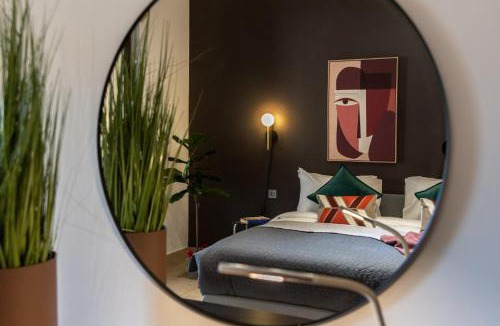 Downtown Dubai Apartment | Apartments in Dubai, United Arab Emirates