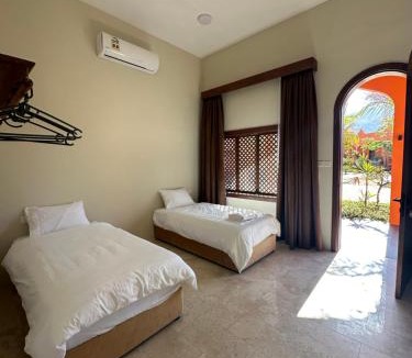 Dhofar Governorate Bed & Breakfast | Arabian Coral