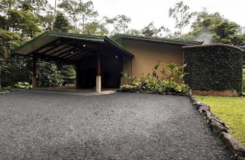 La Fortuna Cabin | Arenal Observatory Lodge & Trails