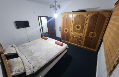 Jerash Apartment | Artemis Hotel