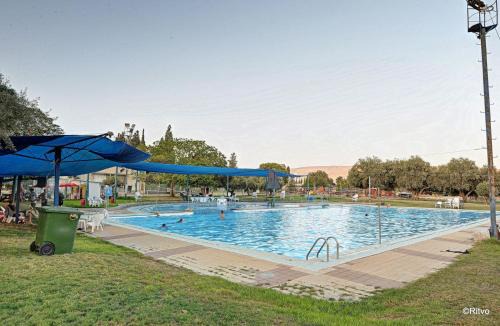 Ashdot Ya'akov Ihud Hotel | Ashdot Yaacov Ichud Kibbutz Country Lodging