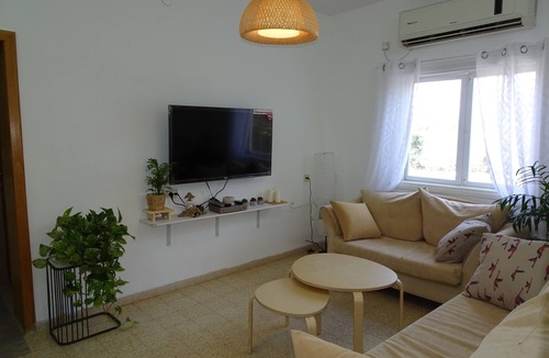 Yifat Apartment | Autentic home in a kibbutz (near Nazareth)