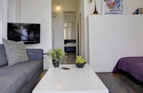 Neve Tzedek Apartment | Authentic Neve Tzedek 1br apartment
