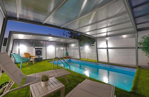 Manot Cabin | Avraham - בקתות מעל הואדי