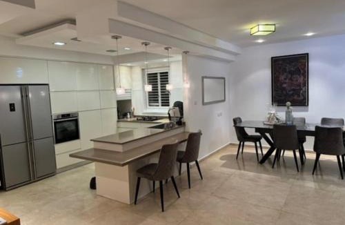 Netanya Apartment | Awesome Apartment Netanya