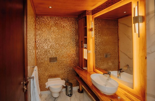 Aswan Boat Rental | Azhar I Dahabiya Luxury suite river Nile cruise