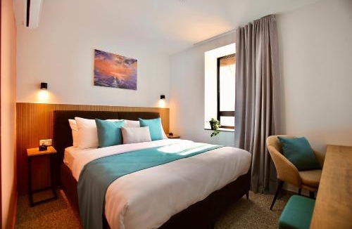Tiberias Old City Hotel | Azura Boutique Hotel Tiberias