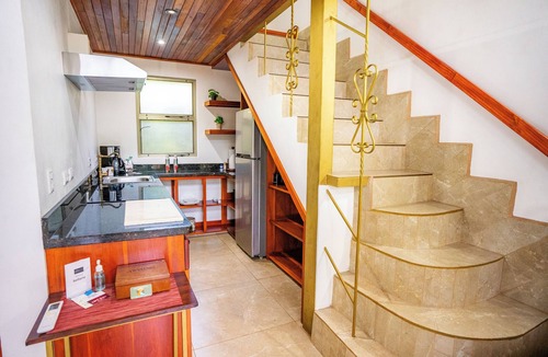 Uvita House | B Tortuga Riverfront Villa with Jacuzzi Pool Near A Beach
