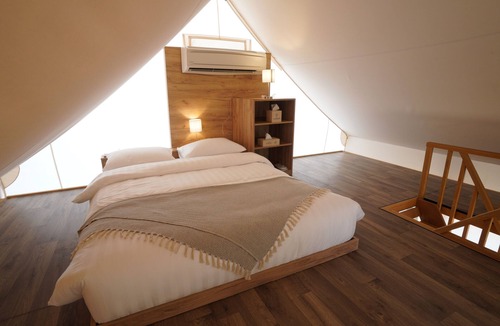 Abu Dhabi Resort | Bab Al Nojoum Hudayriyat Camp