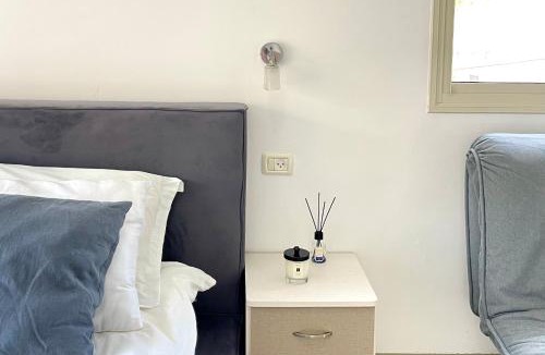 Haifa Apartment | Bat Galim - luxury apartment by the sea