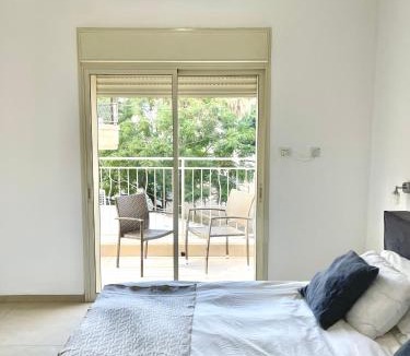 Haifa Apartment | Bat Galim - luxury apartment by the sea