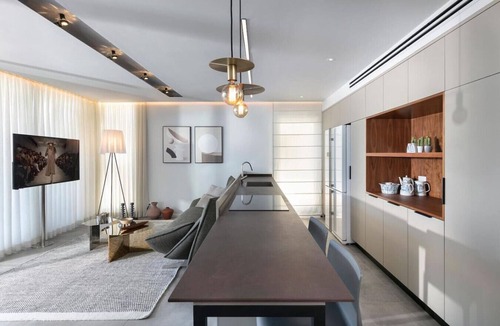 Haifa Apartment | Bat Galim Seaside Artistic Retreat by Sea N' Rent