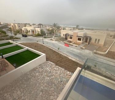 As Sifah Apartment | Beach Front Views