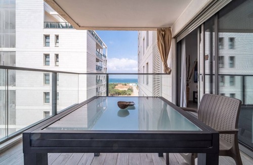 Nahariya Apartment | Beach Haven 3BR Apt by Sea N' Rent