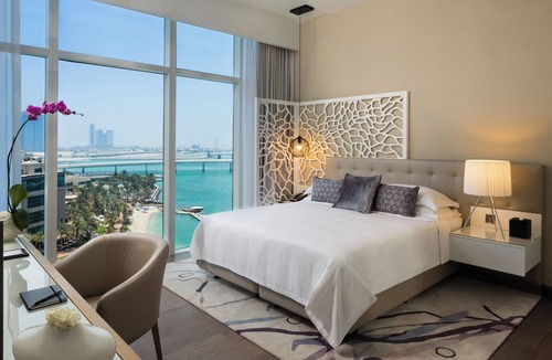 Al Zahiyah Hotel | Beach Rotana Residences