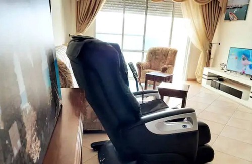 Ashkelon House | Beach Suite Israel: Massage Chair + Views + Food