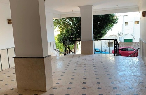 Village Road Apartment | Beachfront 3-Bed Sleeps 6 with Sea View