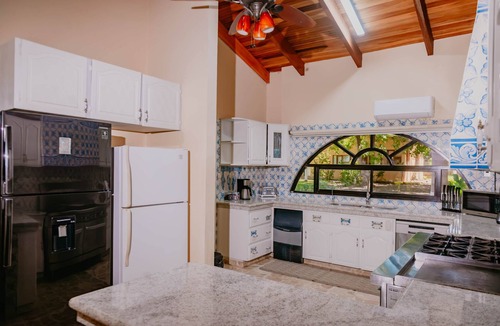 Playa Hermosa House | Beachfront Bacardi Estate · Private Pool · Sleeps up to 16