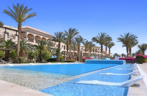Village Road Resort | Beachfront Resort + Aquapark & Kids Activity l Escape to Tranquility in 4 Rooms