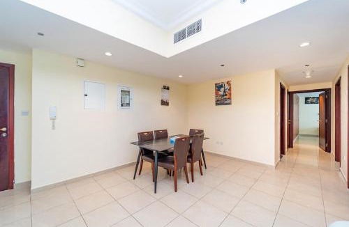 Rumailah Apartment | Beachfront holiday homes with beach,sauna,jacuzzi,cafe,restaurants and more