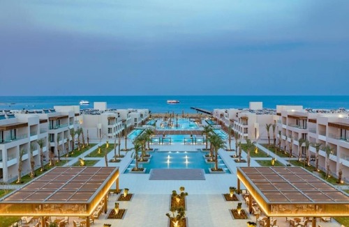 Port Ghalib Resort | Beachfront Luxury Awaits | 4 Rooms, Pools, Family Fun & Snorkeling Paradise