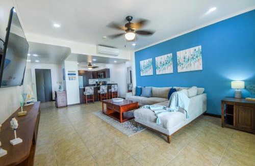 Jaco Apartment | Beachfront Palms Resort Access Pool