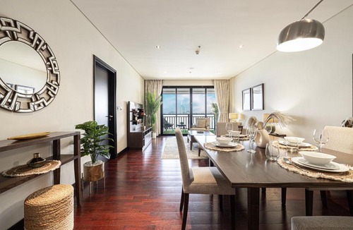 Palm Jumeirah Apartment | Beachfront Residences with Full Sea and Burj AlArab Views in Luxury Resort