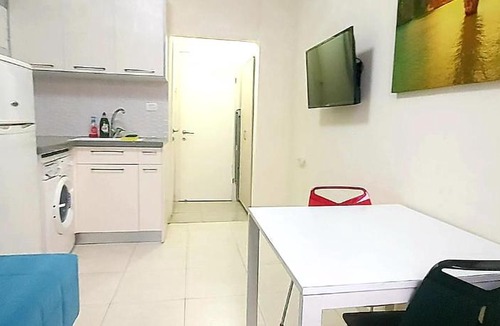 Bat Yam Apartment | Beachfront Studio Apartment Bat Yam 412