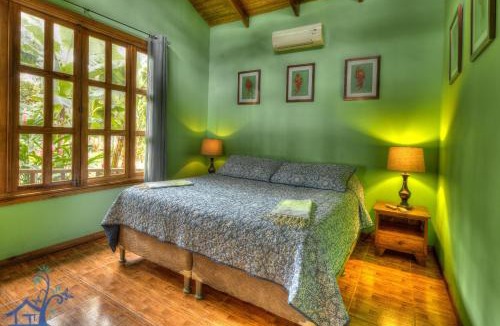 Puerto Viejo de Talamanca House | Beachfront Villas Puerto Viejo w AC and POOL