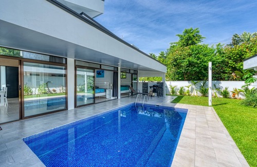 Ballena House | Beautiful NEW HOUSE with private pool!