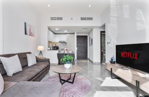 Dubai House | Beautiful 2BR at Majestique Residence Dubai South