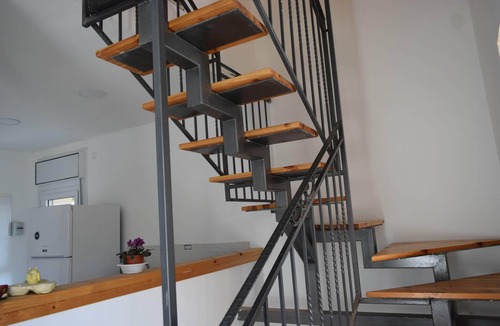 Jerusalem House | beautiful 4 bedroom apartment with gorgeous porch