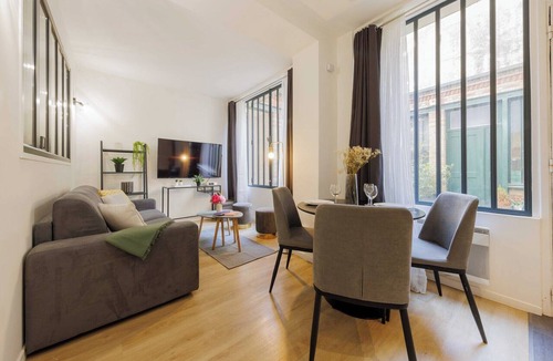 Saint-Vincent-de-Paul Apartment | Beautiful apartment at Gare de l'Est Republique