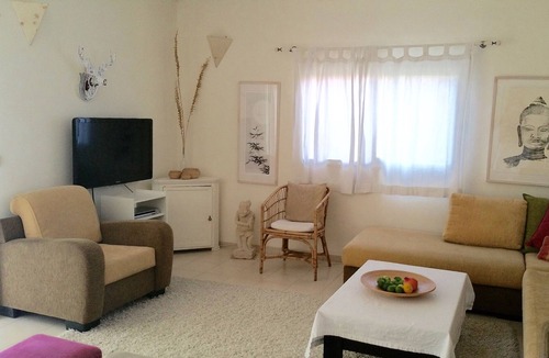 Zikhron Ya'aqov House | Beautiful Detached House with private Garden for Short Let in Zichron Yaacov