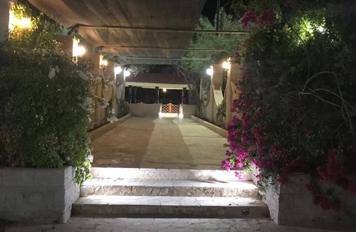 Trade Centre 1 House | Beautiful Farm in dubai