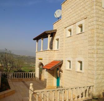 Deir Hanna Apartment | Beautiful Galilea