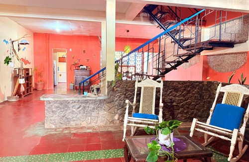 Poneloya House | Beautiful home with 3 spacious bedrooms, comfortably accommodating six people