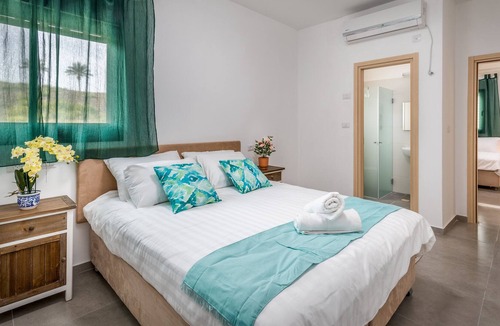 Tiberias Apartment | Beautiful mini penthouse with amazing views